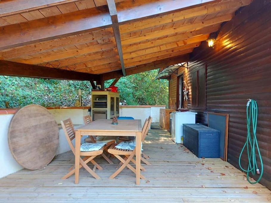 Chalet Au Milieu De La Foret Avec Lac A Proximite Layrac Buitenkant foto